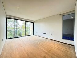 Ava Road (D12), Terrace #512810301
